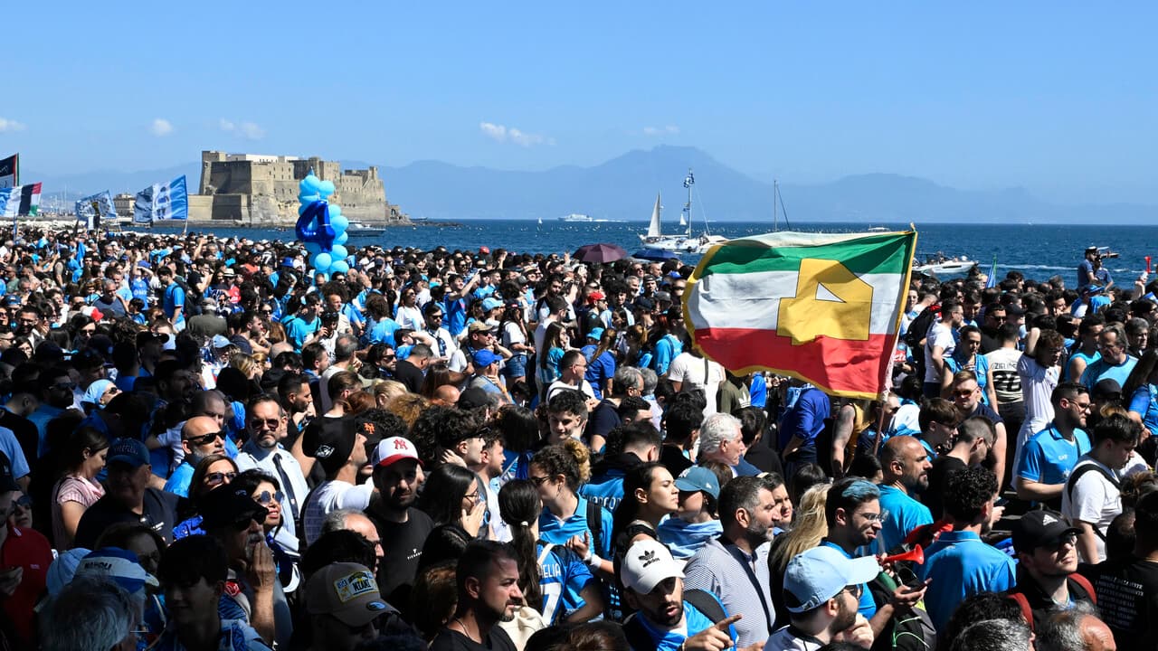 Il Napoli compie 100 anni, l'1 agosto la città si tinge d'azzurro