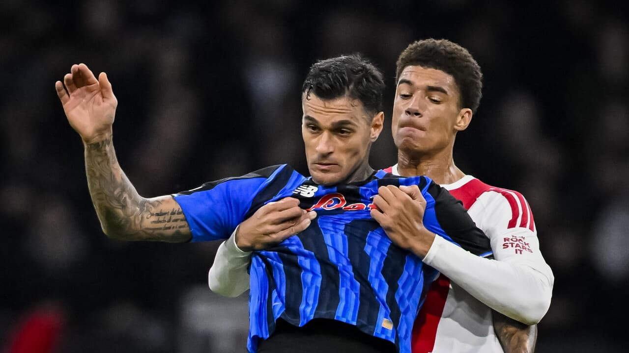 Conference: uno-due Ajax nel finale, Atalanta ko anche in Europa