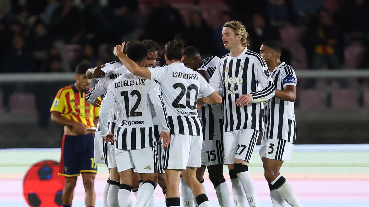 Boniek "la Juve fatica, non è da scudetto"