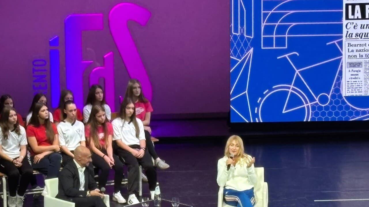 Nadia Comăneci si racconta: 'In quei 10 ci sono tante cadute'