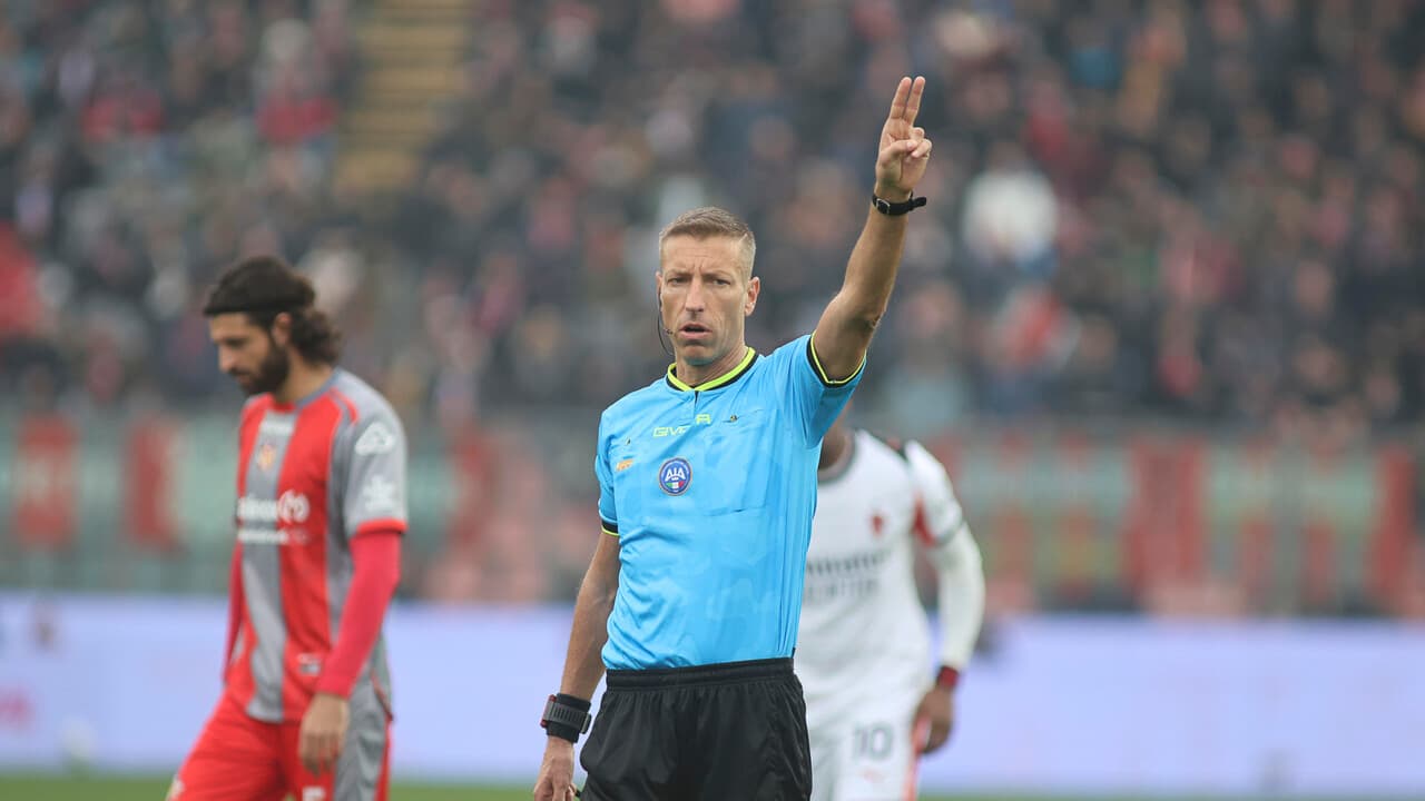 Calcio: Massa arbitra Roma-Inter, a Doveri Fiorentina-Napoli