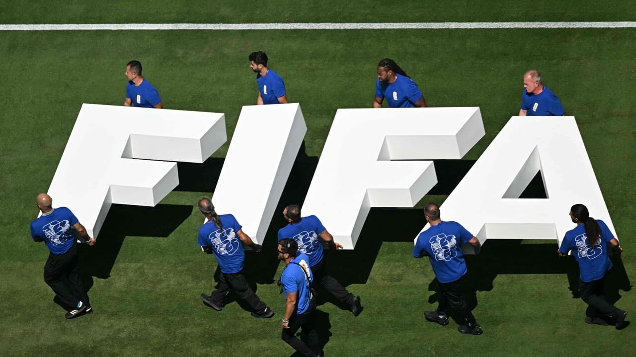 Fifa: Ramon Vega annuncia candidatura, sfida Infantino per la presidenza