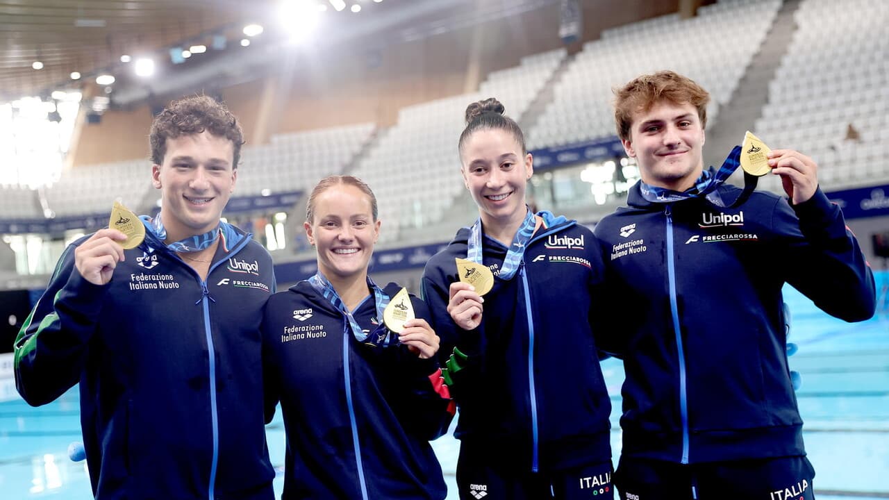 Oro nei tuffi e argento nel nuoto artistico, l'Italia parte bene agli Europei