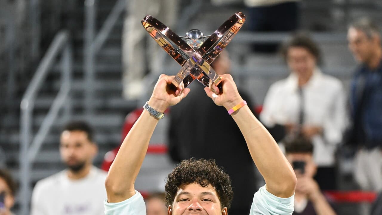 Swiatek vince il torneo  di Toronto. Shelton quello di Montreal