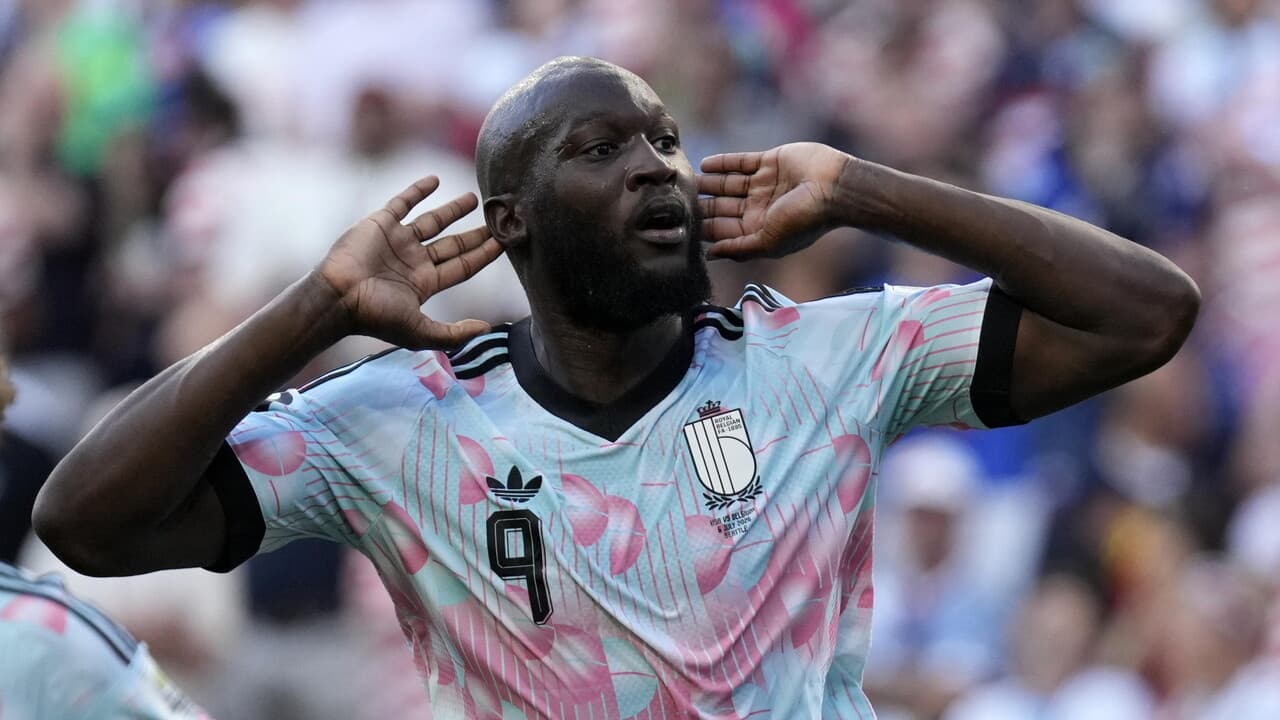 Vlahovic e Lukaku via, contratti da nababbi in Turchia