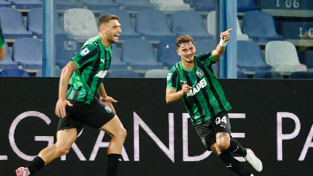 Il Sassuolo ferma la Juventus 3-2, la decide al 94' l'ex bianconero Adzic