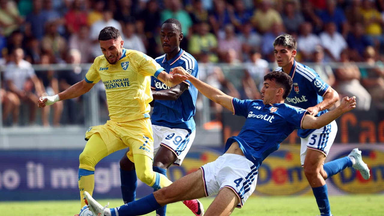 Serie A, Frosinone-Como 2-0