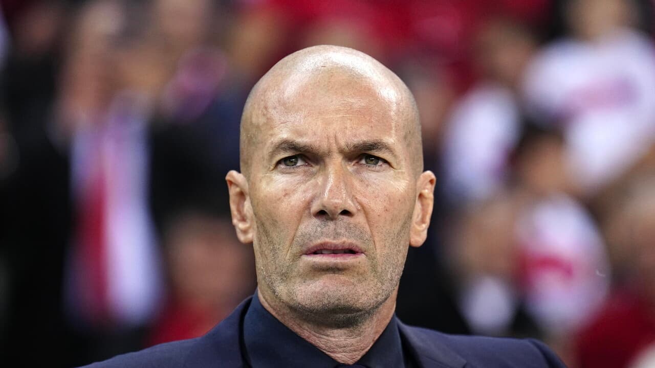 Zidane, 'non so cosa succede all'Italia ma è strano tre volte fuori dal Mondiale'