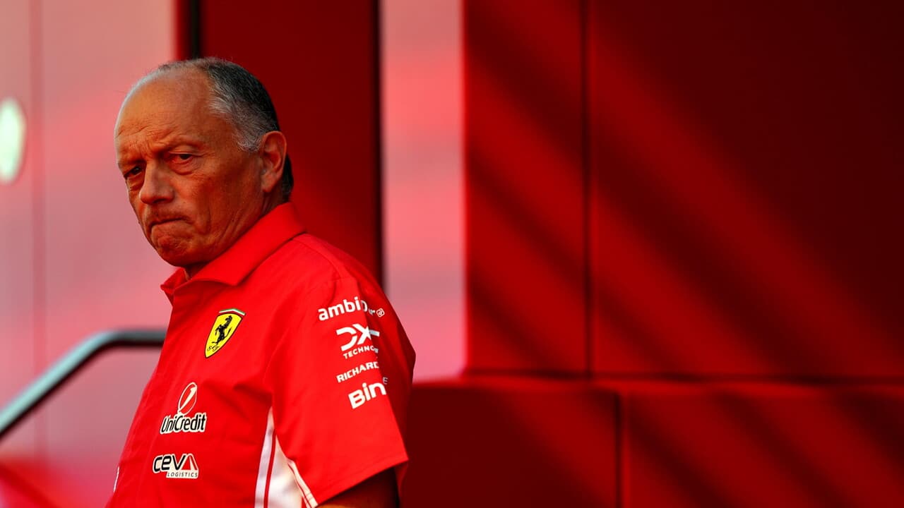 F1: Ferrari difende Vasseur: 'Tante speculazioni, ma fiducia in lui'