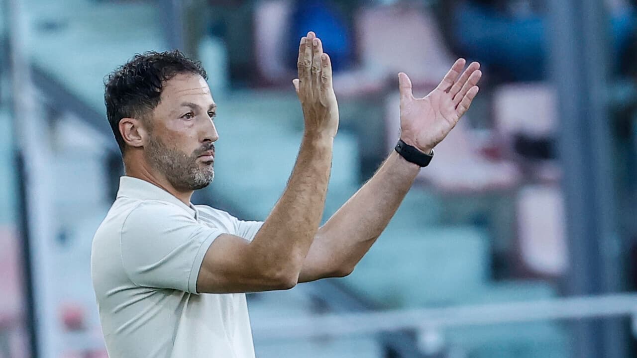 Calcio: un turno di squalifica a Gaetano e due al tecnico del Bologna Tedesco