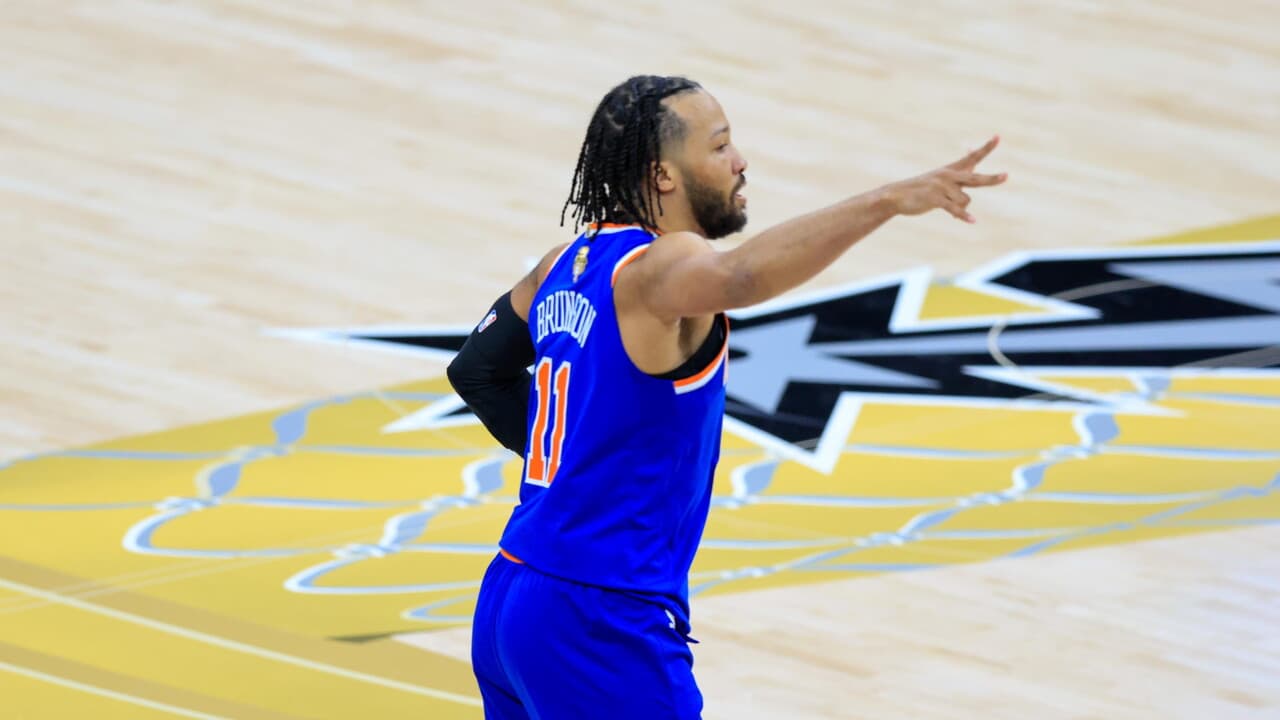 Nba, esordio con sconfitta per i 'campioni' di New York